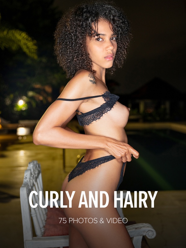 [Watch4Beauty] Abril - Curly And Hairy