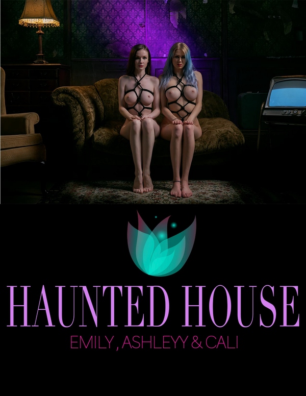 [TheEmilyBloom] Emily Bloom, Ashleyy - Haunted House