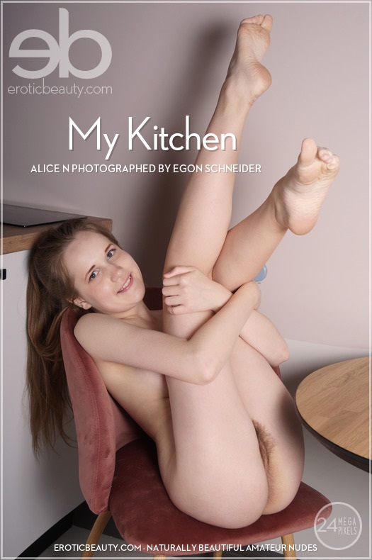 [EroticBeauty] Alice N - My Kitchen