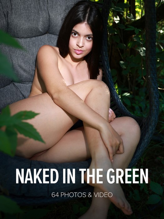 Gia Rosse - Naked In The Green