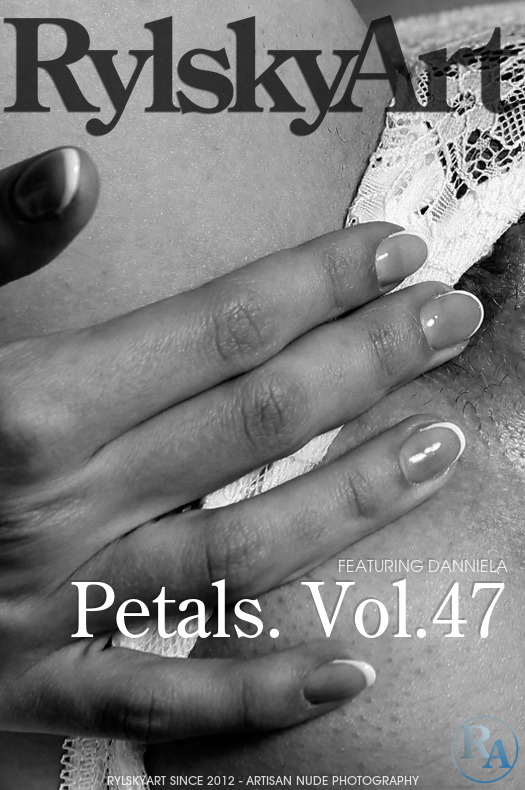 [RylskyArt] Danniela - Petals Vol. 47